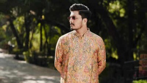 From Bollywood Kid to Grown-Up: See the Transformation of 'Kuch Na Kaho' Star Parth Dave