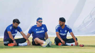 Arshdeep Singh Reveals Bowling Coach Morne Morkel's Unusual Training Method: Playful Wrestling Ends Practice Sessions