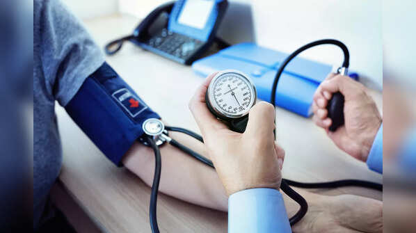 Checking blood pressure with a monitor